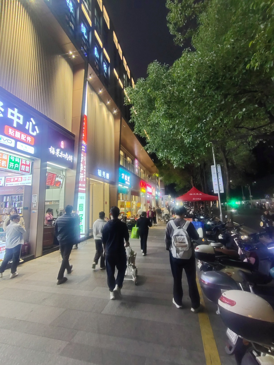 1745207834166599.jpg d901fd3f977d2810e14b7050f80d37c4.jpg