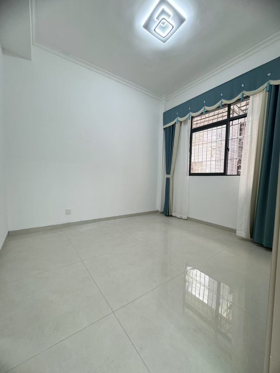 1745207898687388.jpg ceb172d360345aae38e60811042b4db9.jpg