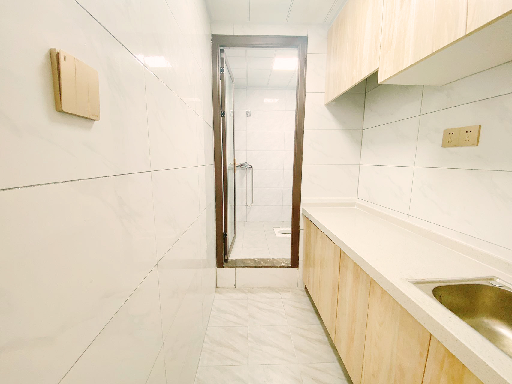 深圳石巖小產(chǎn)權(quán)房| 蔚藍花城 ，34.8萬/套